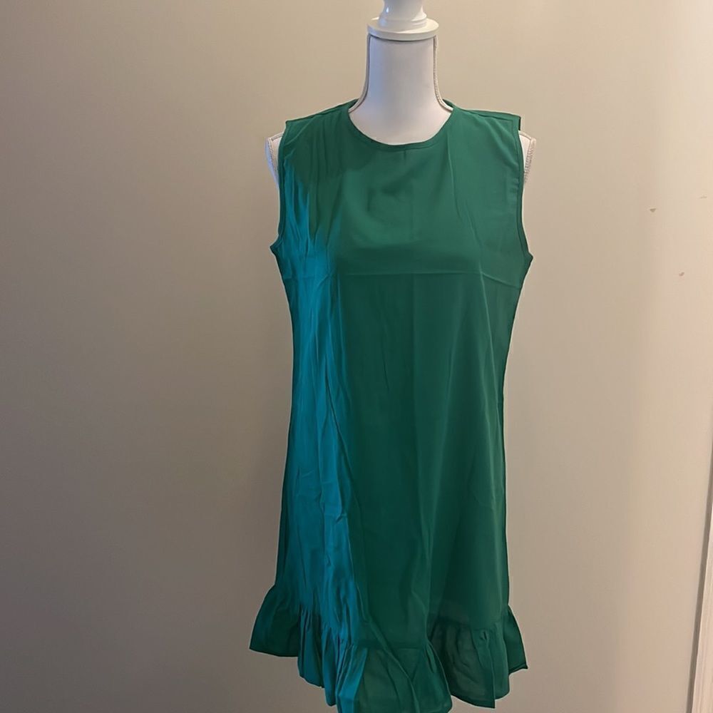 Shein Green Sleeveless Midi Dress with Ruffled Hem.  Size Medium